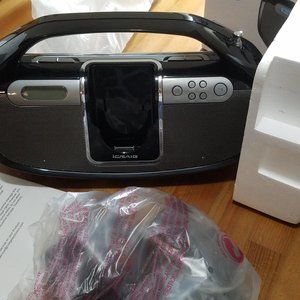 iPod  boombox AM/FM stereo radio.